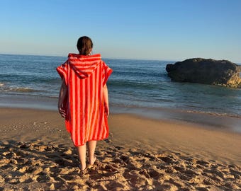 Badeponcho Erwachsene und Kinder Frottee mit Kapuze | Handmade Saunaponcho Damen & Herren | Strandponcho aus Baumwolle |  Schwimmbad