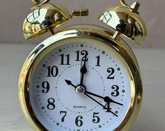 Vintage Gold Twin Bell Alarm Clock – Quartz Metal Table Clock (3 Inch)