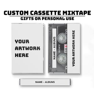 Peut inclure: Une cassette blanche avec le texte "VOTRE ŒUVRE ICI" et une cassette avec le texte "NOM - ALBUMS" et "SONY". Le texte "MIX DE CASSETTES PERSONNALISÉ CADEAUX OU USAGE PERSONNEL" est en haut.