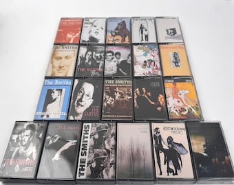 Cassette vintage di rock alternativo: pacchetto con The Smiths e Fleetwood Mac