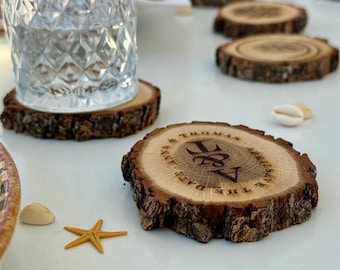 Regalo de boda personalizado con rebanada de madera grabada