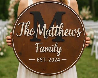 Letrero de madera personalizado con el nombre de la familia para decoración de bodas