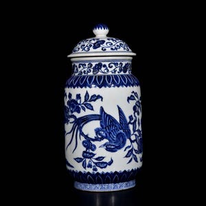Hand-painted Porcelain Antique Chinese Handmade Blue and White Covered Pot Painting With Bird and Flower Motif Xuande Marked