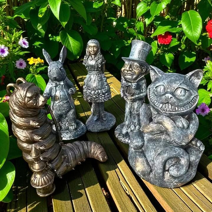Garden Decor Wonderland Garden Statue Vintage Garden Statue Alice in Wonderland Ornament Courtyard Decoration Outdoor Decor Animal Sculpture