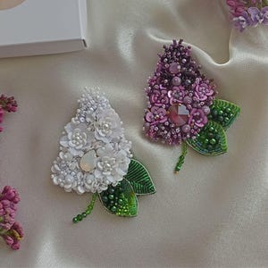 Lilac Flower Brooch – Elegant Handmade Accessory for Women | White or Purple Beaded Bloom