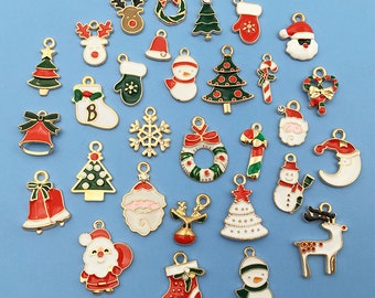 10pcs Enamel Christmas charms alloy and enamel christmas charms Santa Charms Pendant DiY Jewelry Necklace Bracelet Pendants Accessory