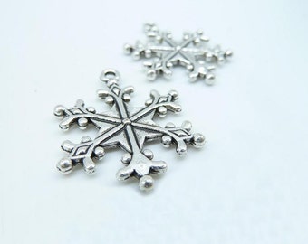 15pcs 22x28mm Antique Silver  Christmas Snow Charm Pendant C4075