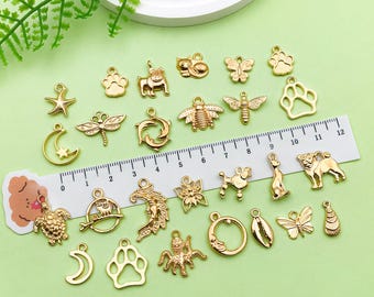 Xolear 100 Breloques En émail Coloré - Pendentifs Miniatures Dorés Pour Créer Bijoux, Boucles D'oreilles Et Bracelets - Parfait Pour Le DIY