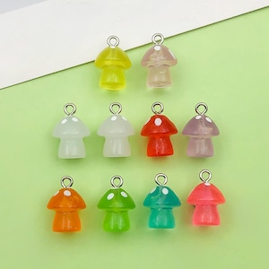 10pcs Glow in the dark mushroom charm, 3D resin mushroom charm, luminous keychain charms,for Bracelet Necklace Earrings Jewelry Making