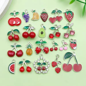 10/22pcs Enamel Strawberry Charms Red Fruit Pendant Metal Cute Strawberry Charms for DIY Bracelets Earring Necklace Jewelry Making