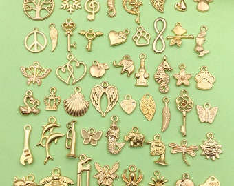 Mélanger 50 pièces en gros lot de styles assortis KC pendentif à breloques en or pour bracelet à bricoler soi-même collier accessoires de fabrication de bijoux faits main