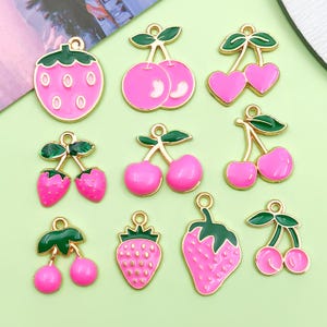 10/20pcs Enamel Rose red Strawberry Charms Fruit Pendant Metal Cute Cherry Charms for DIY Bracelets Earring Necklace Jewelry Making