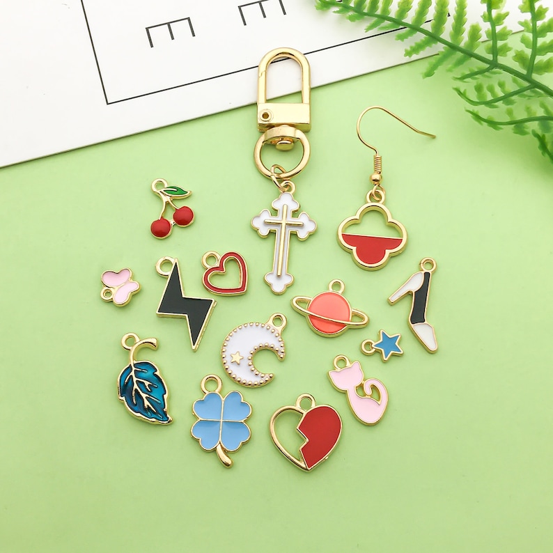 Random 20pcs Jewelry Making Charms Assorted Gold Enamel Plated Charms Pendant for DIY Necklace Bracelet Earrings Jewelry Making Finding image 4