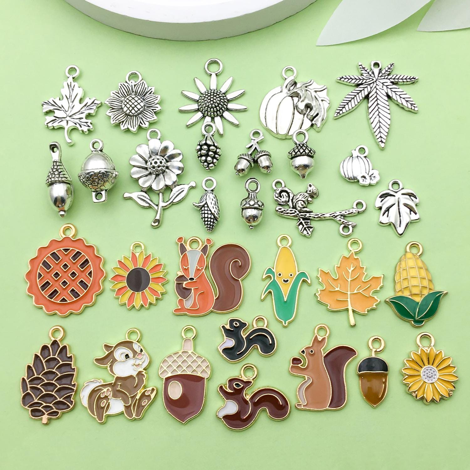 30‑pcs Mix Bulk Enamel Fall Thanksgiving Charms