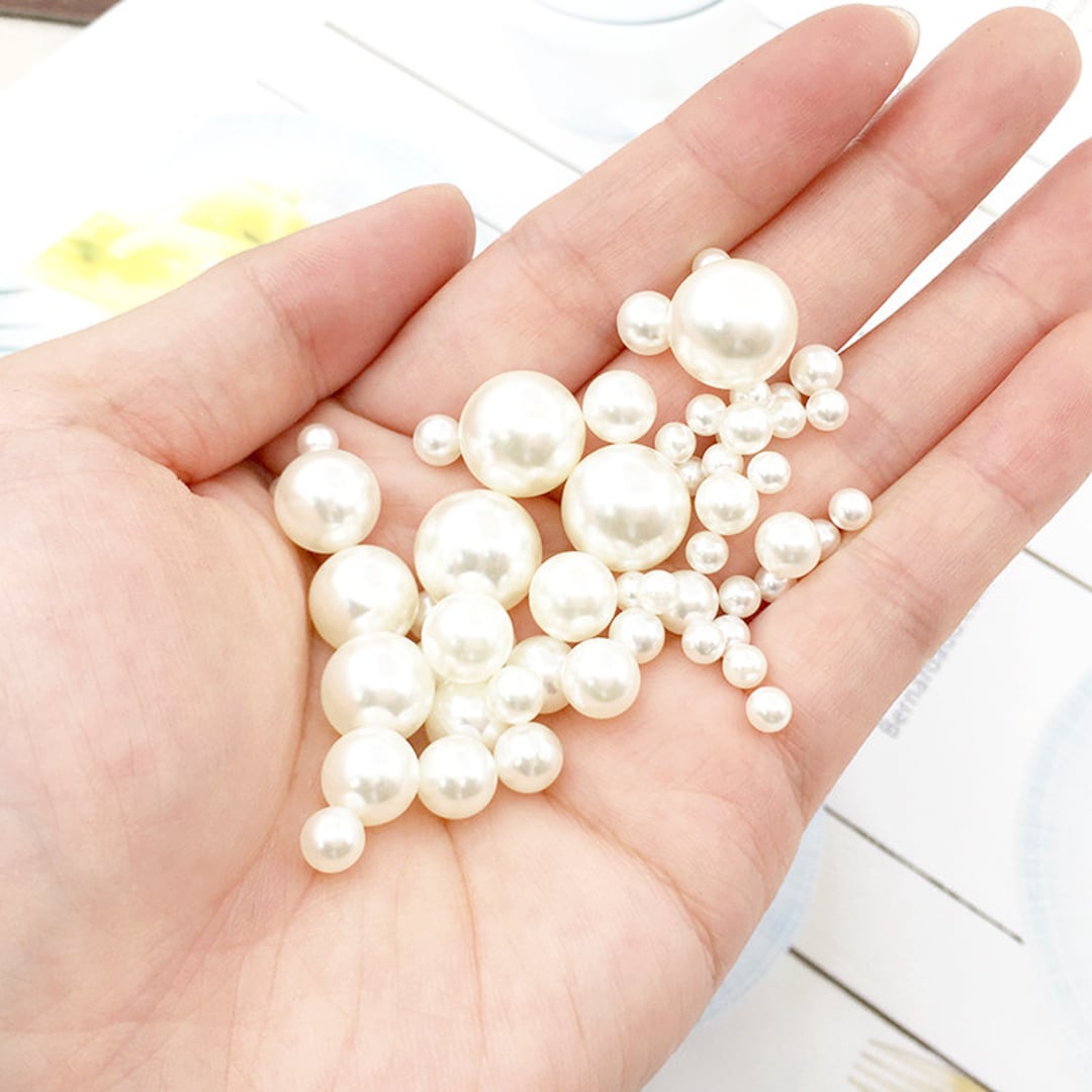 TOPBELIEF Perles Artificielles Rondes, 1542 Pièces Blanches Pour Bracelet, D 'espacement, Lisses En Satin, D'imitation, Avec Boîte, Pour DIY Bijoux Collier