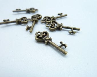 30pcs 9x21mm Antique  Bronze Mini Filigree key Charm Pendant c8063