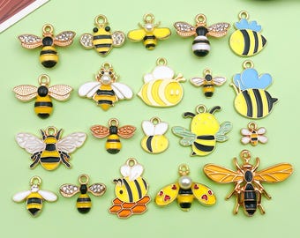 10/20pcs Mixed Fashion Enamel Bee Honeycomb Flower Charm DIY Bee Pendant for Bracelet Necklace Earrings Jewelry Making Craft Accessories