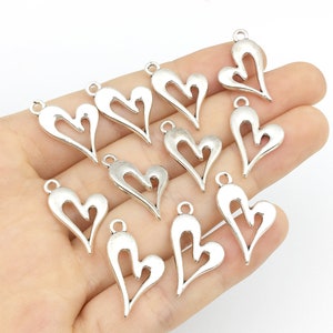 10/20/30pcs Antique Silver Heart charm Pendant For Jewelry DIY Handmade earring Necklace Bracelet Craft Metal Accessories