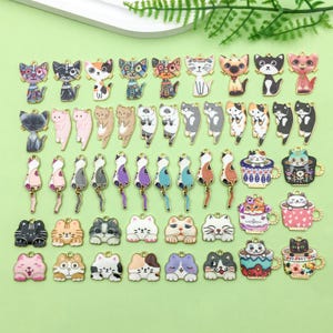 50pcs Mixed Bulk Enamel Cute Cartoon Cat Charm DIY Gold Plated Animal Cat Assorted Pendant for DIY Handmade Jewelry Making Accessories