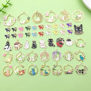 50pcs Mixed Bulk Enamel Cute Cartoon Cat Charm DIY Gold Plated Animal Cat Assorted Pendant for DIY Handmade Jewelry Making Accessories