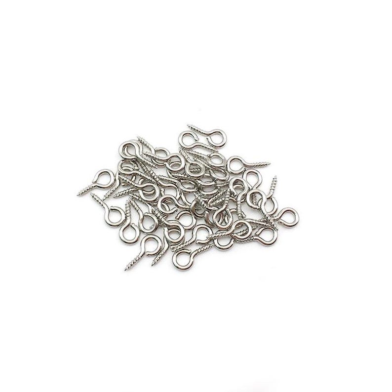 500 piezas 4 x 9 mm Anillos redondos de color blanco K (color rodio) Tornillo terminado Gancho de ojo Pasadores de gancho de ojo Cierres de pasador de ojo imagen 2