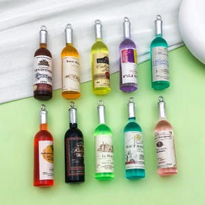 10pcs Wine Bottle Charms Resin Wine Bottle Pendants with Loop Earring Necklace Keychain for DIY Jewellery Making Accessories 12x51mm