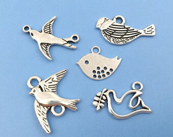 30/60/90PCS 6 tailles breloques en forme d’oiseau pendentif pour la fabrication de bijoux charmes d’oiseaux charmes d’oiseaux petits oiseaux en vol charmes bijoux fournitures