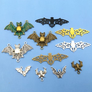5/10/20pcs Antique Silver Bat Charm Pendant Halloween Charm for jewelry making