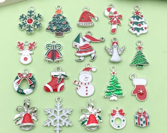 10/20pcs Mix Bulk Christmas Enamel Charms Xmas Tree Snowflake Snowman Reindeer Pendant for DIY Necklace Bracelet Earring Jewelry Making