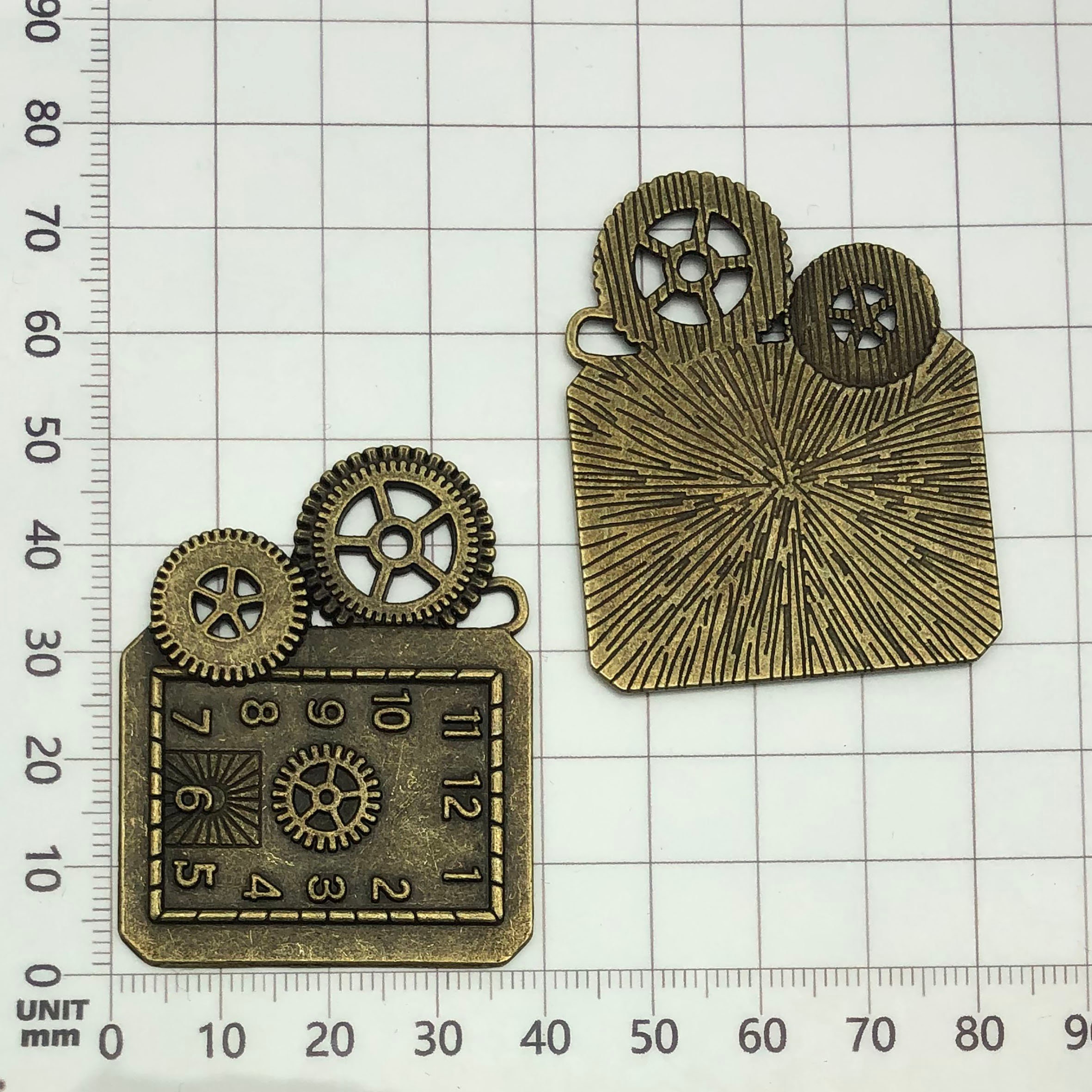 5 Charms Moustache Vintage En Bronze - Style Steampunk Antiquité, Référence 091, Neufs Pour Bijoux Ou Décoration