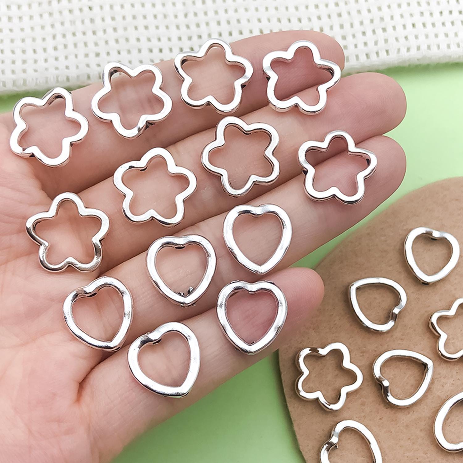 Allecto- Kralen Frames - Antieke Zilveren - Legering - Sieraden Maken Diy Bloem Ronde Ring Metaal Connector Armband Hart Holle Spacer