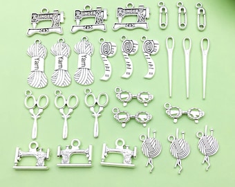Colección de dijes de plata antigua para costura (20/24 piezas). Ideal para costureras, diseñadores y creadores de pulseras, pendientes y collares.