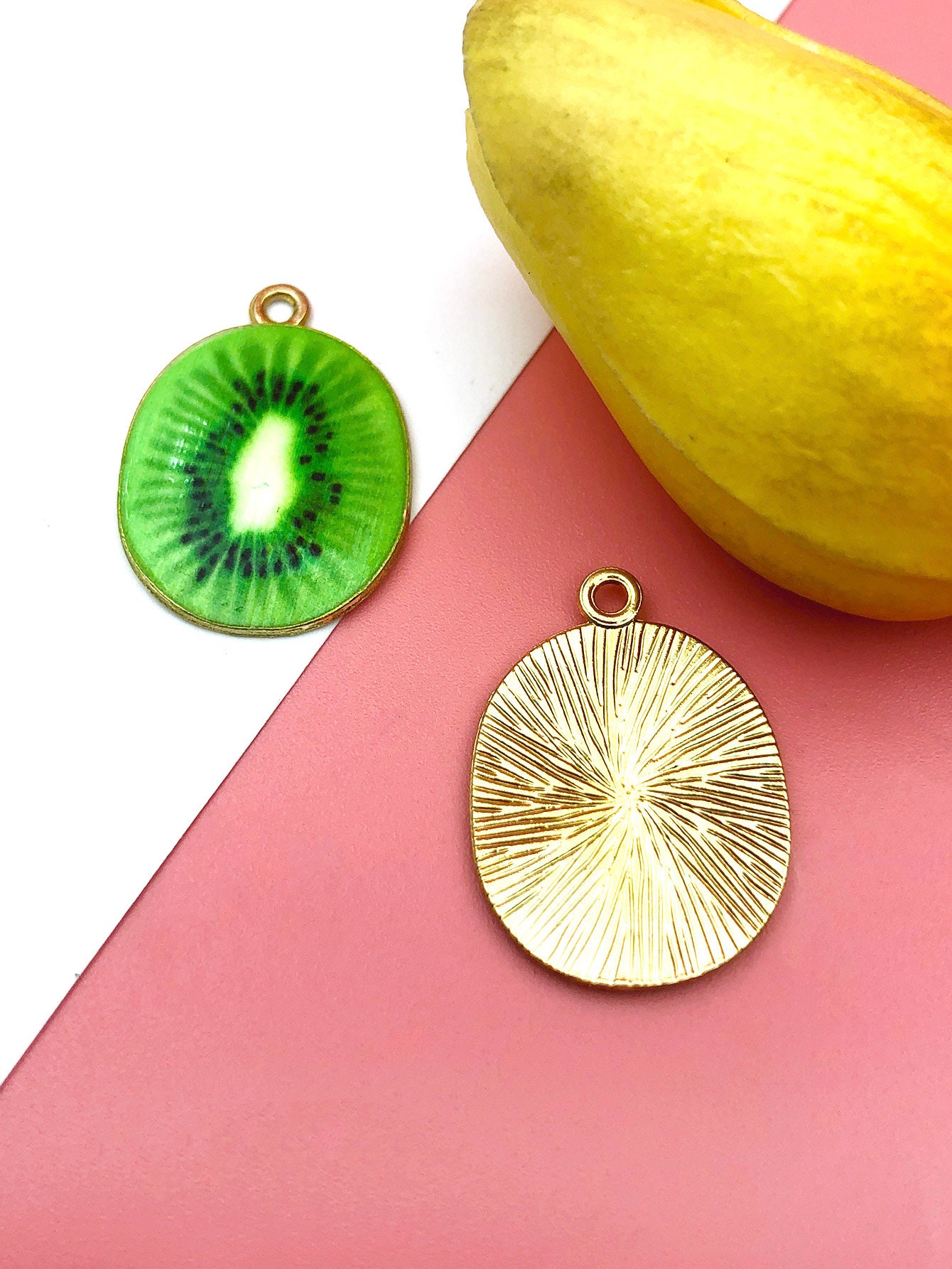 Ciondolo Charm A Forma Di Fetta Di Kiwi Per Cerniere E Braccialetti - Polymer Clay, Placcato Argento, 10mm