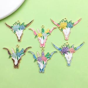 5/6pcs Fashion Enamel Bull Head Charm Metal Animal Bull Head with Flower Pendant DIY for Necklace Earrings Craft Jewelry Making Accessories