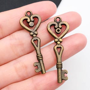 10pcs 14x42mm Antique Bronze key Charm Pendant  c4857