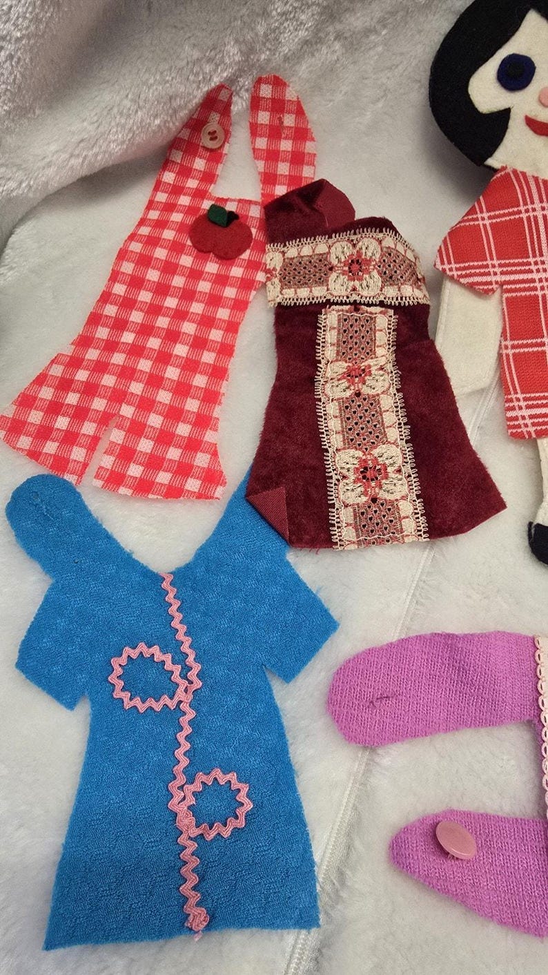 Vintage Handmade Flatsy Patsy Style Cloth Doll & Clothes Lot Retro image 2
