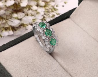 Emerald Green Three Stone Ring, Vintage Silver Anniversary Gift