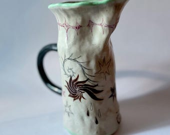 Jarra de agua de cerámica hecha a mano: Jarra esgrafiada pintada a mano