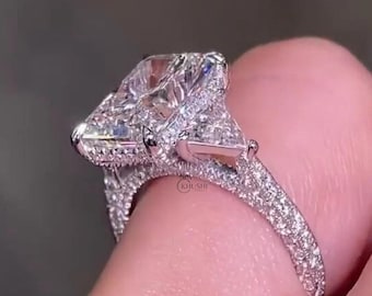 Anillo trilogía de moissanita talla radiante de 3 quilates, piedras laterales en forma de pera, oro amarillo de 14k, anillo de aniversario de tres piedras, pavé de eternidad completa en tres lados