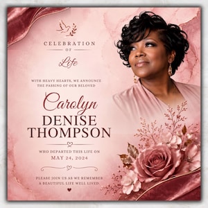 Può includere: Un biglietto di annuncio commemorativo nei toni del rosa antico e bordeaux con il ritratto di una persona dai capelli scuri e ricci. Il testo recita Celebration of Life, Carolyn Denise Thompson, deceduta il 24 maggio 2024, con decori floreali.