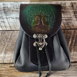 Customizable Medium Sporran Design Leather Belt Bag / Pouch Medieval, Bushcraft, LARP, SCA, Costume, Ren Faire