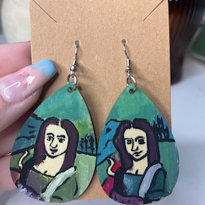 Hand Painted Mona Lisa Earrings – Whimsical Teardrop Dangle Art Jewelry, Unique Wearable Artwork, Gift for Art Lovers