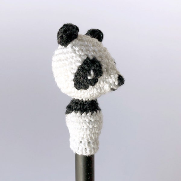 Bleistift Panda, Mini Pandabär Topper auf schwarzen Stift, perfekt für Home Schooling und Home Office, Geschenk für Tierliebhaber