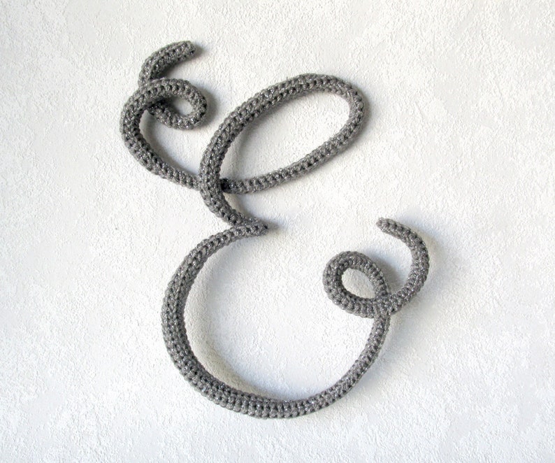 Initial letter with flourish, Wall hanging lettering image 9