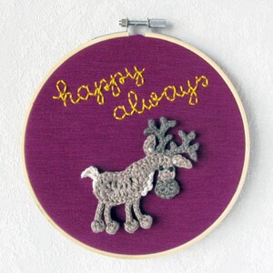 Wall Hanging Reindeer &quot;happy always&quot; heading