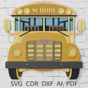 Puede incluir: Recorte de autobús escolar de madera en tonos amarillo, marrón y negro. La palabra "SCHOOL" está en la parte superior. El autobús tiene ventanas, faros y ruedas detallados. La parte inferior de la imagen tiene el texto "SVG CDR DXF AI PDF".
