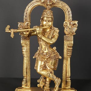 13" Tribhanga Murari (Krishna) mässingsstaty som spelar flöjt med Kirtimukha-båge