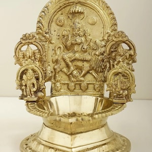 7-calowa mosiężna lampa Pratyangira Devi (Atharvana Bhadrakali) Puja