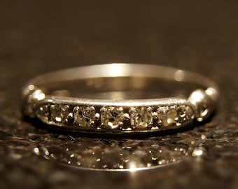 Art Deco Platinum Diamond Wedding Band Hearts