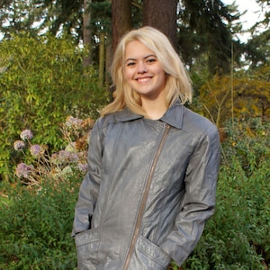 80&#39;s Mob Wife Gray Leather Moto Motorcycle Jacket